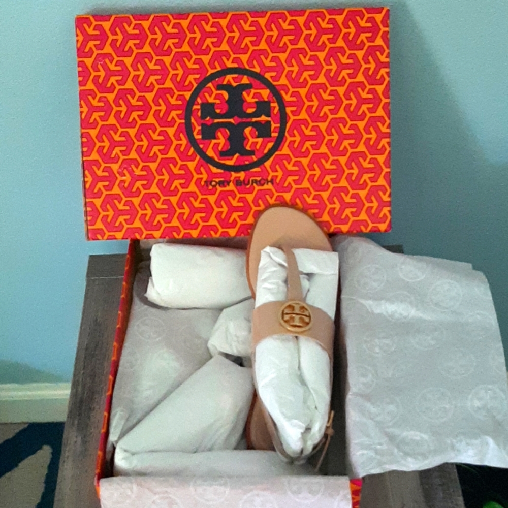 Tory burch benton 2 flat thong Sandal size 7,